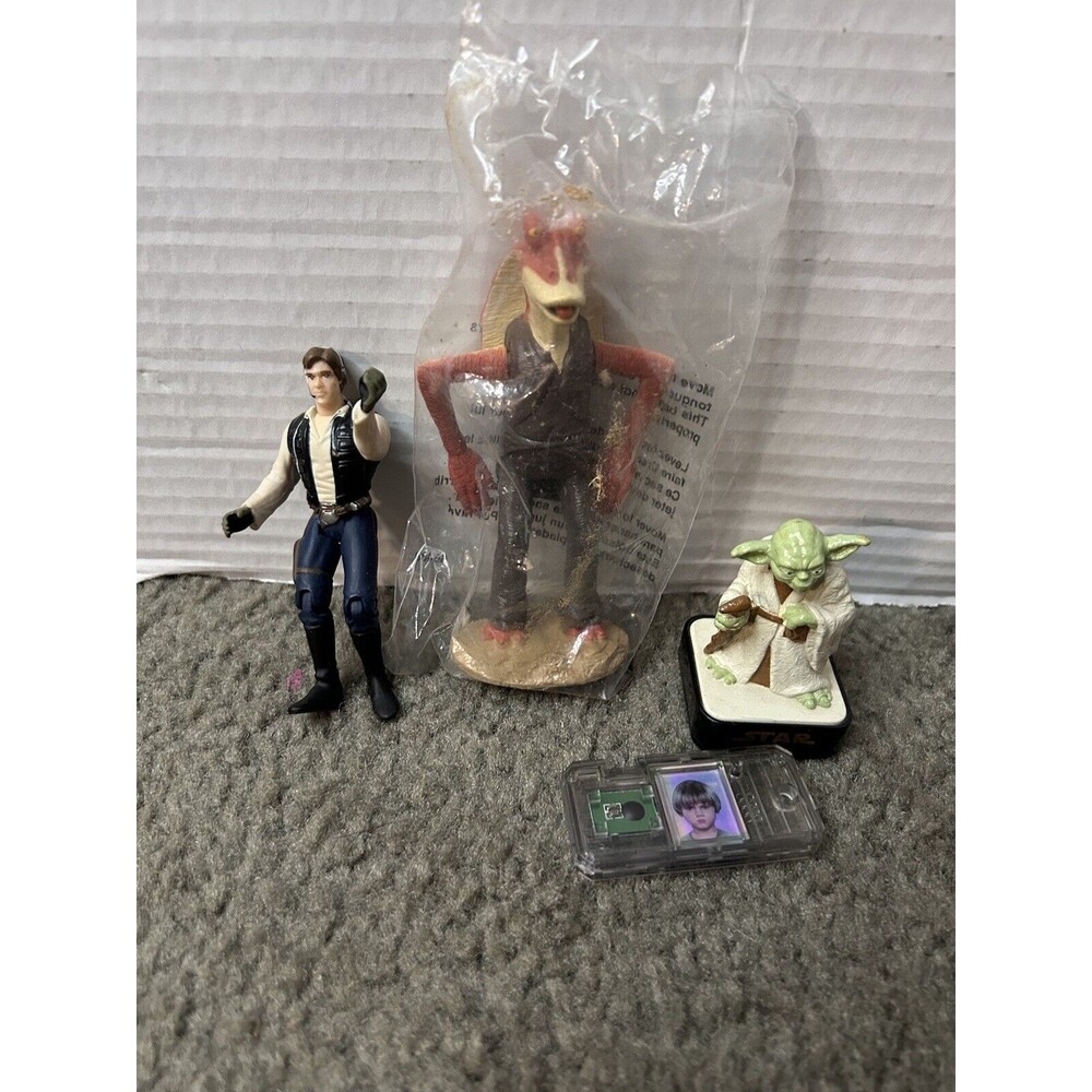 VINTAGE Star Wars Toys Lot Han Solo Jar Jar Binks Yoda